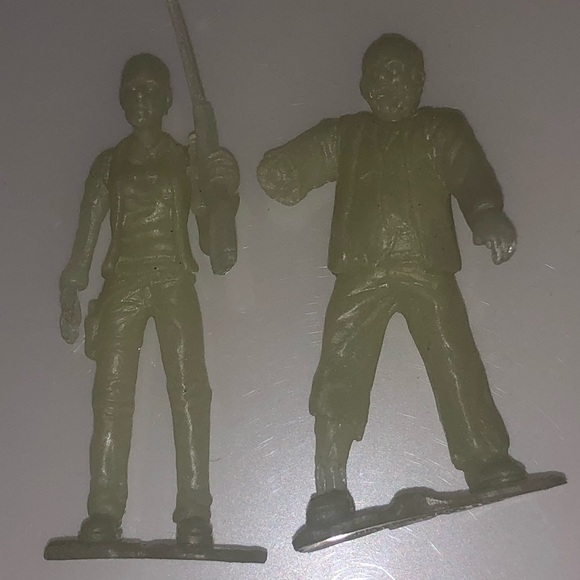The Walking Dead Action Figures - Picture 9 of 11